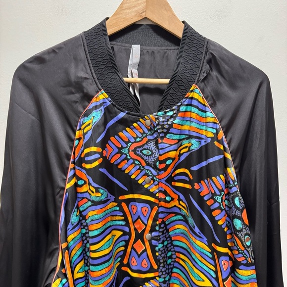 Melissa McCarthy Seven7 Reversible Colorful Abstract Bomber Jacket  Size 4x - Picture 8 of 14